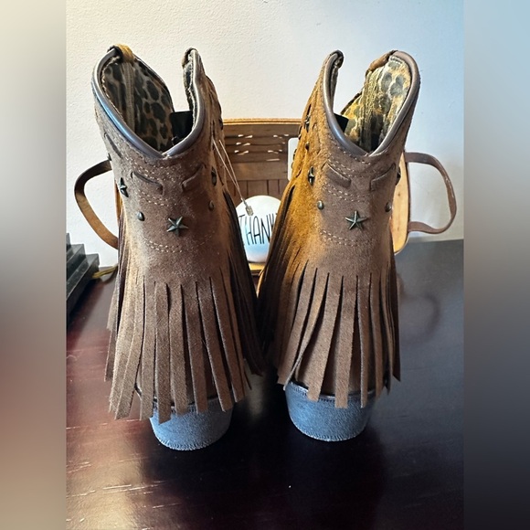 Dingo Lad SZ 6.5 Rust Fringe with Star Medal Boot. NWT - Picture 4 of 9